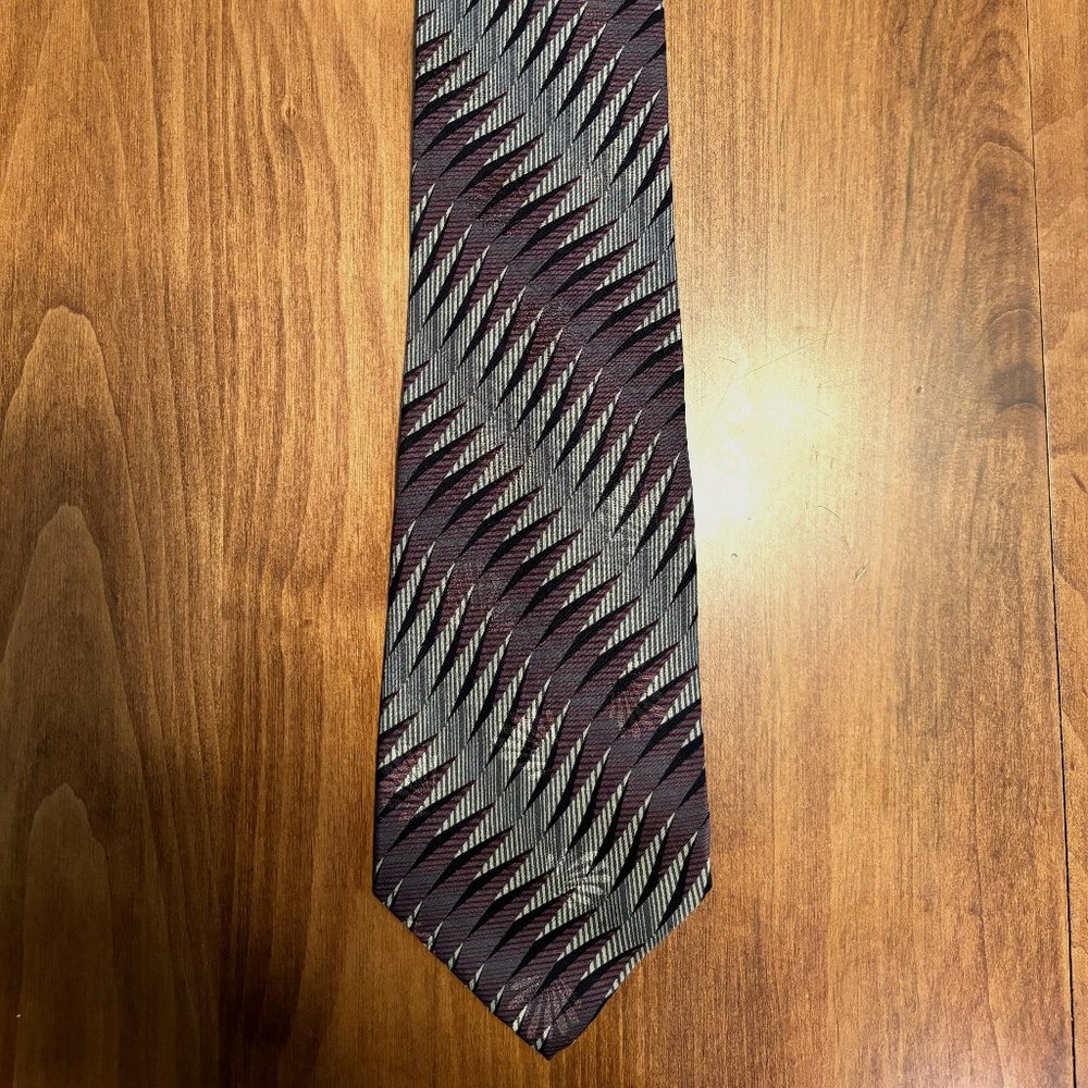 Jhane Barnes Vintage Silk Geometrical pattern tie